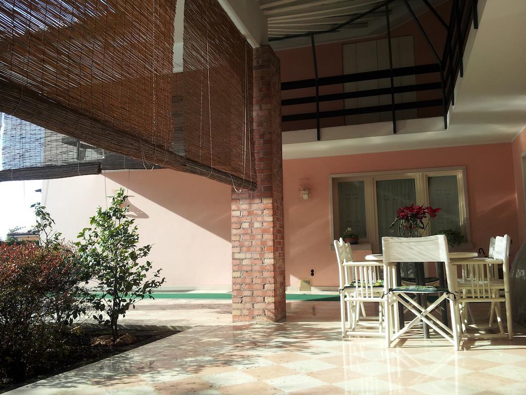 B&B Del Borgo Читтаделла Экстерьер фото